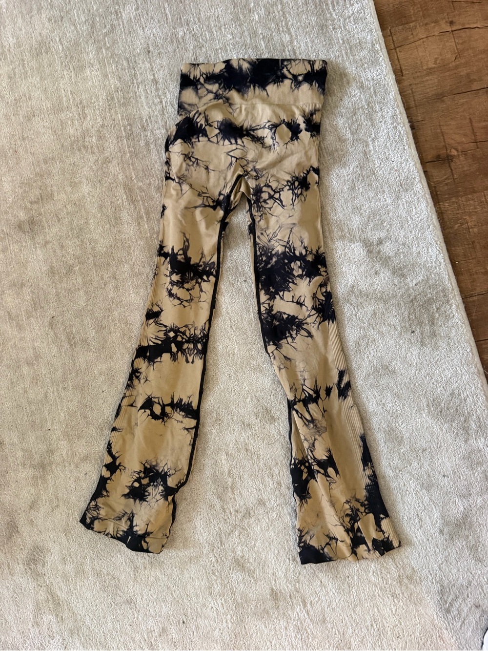 Kids Tie-Dye Bootcut Leggings - Black and Tan